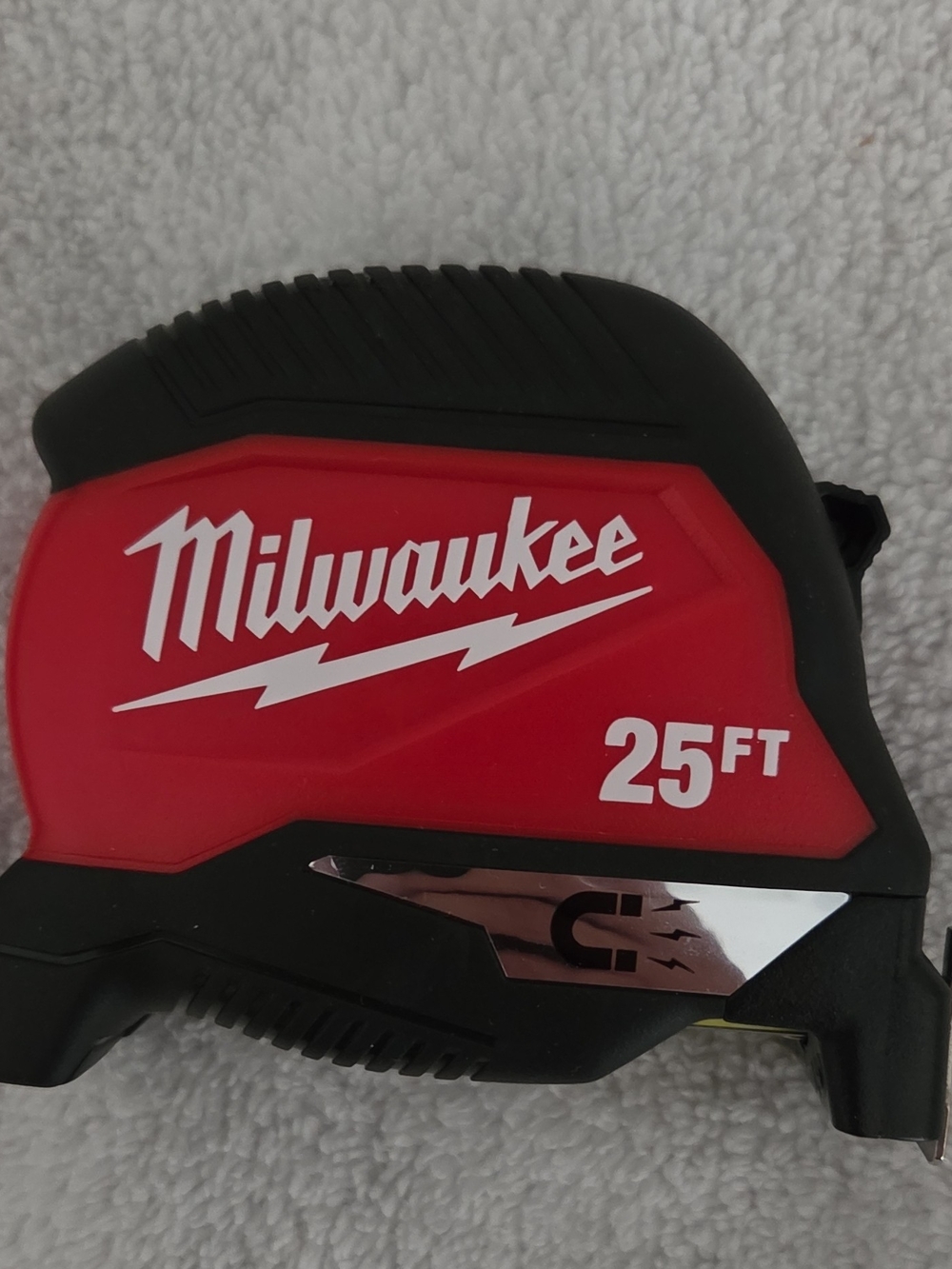 Milwaukee 25FT Red Tape Measure